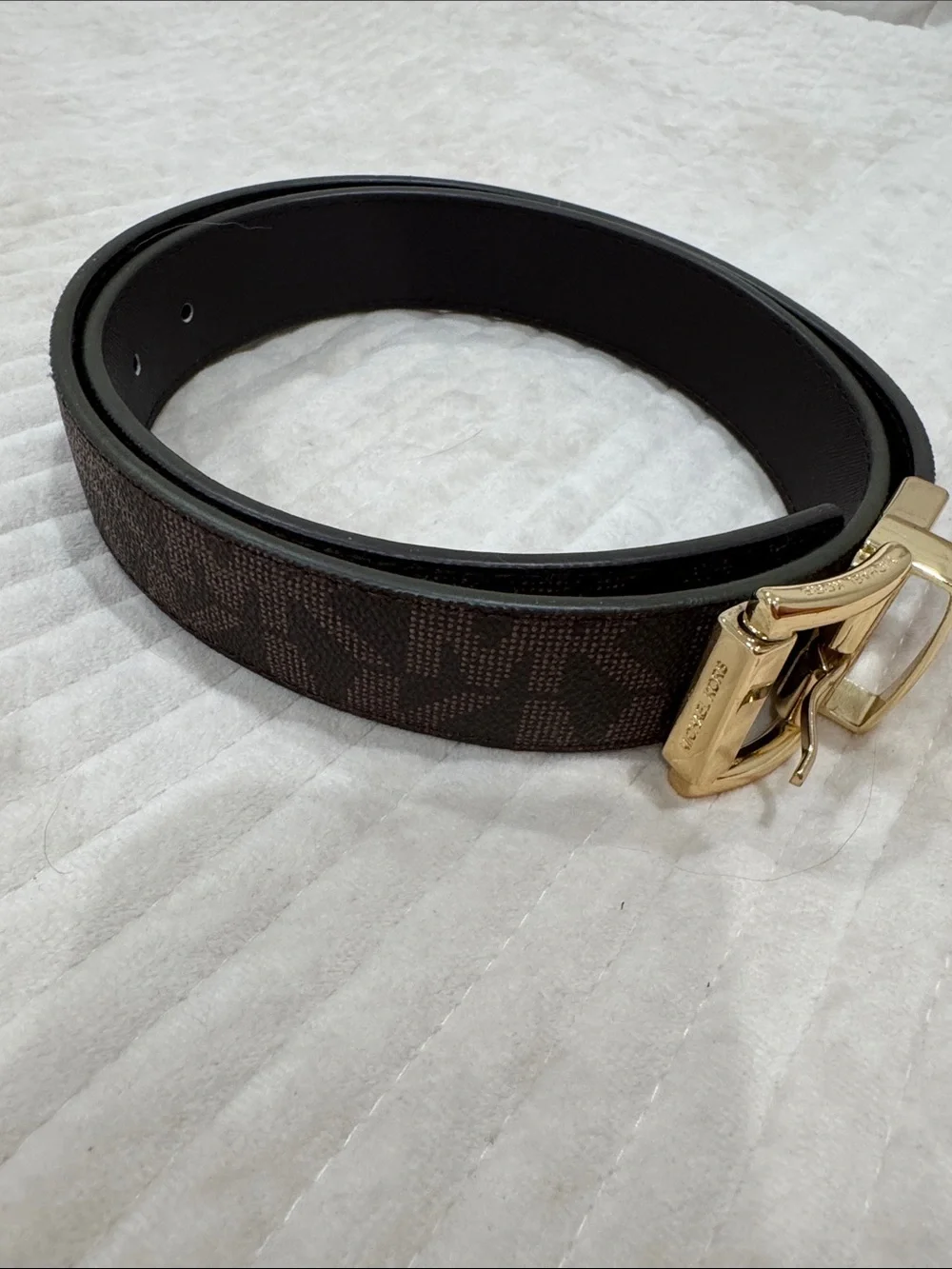 Michael Kors Women's Leather Belt with Gold Buckle Reversible